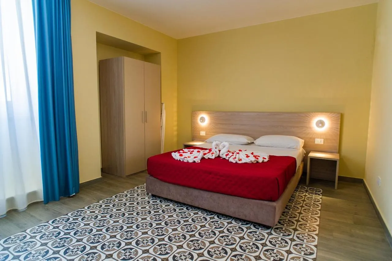 Historico Loft & Rooms Palazzo Adragna XIX Trapani Italië