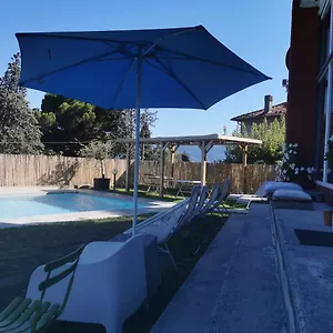 Akuaduulza Bed & Breakfast San Siro (Lombardy)